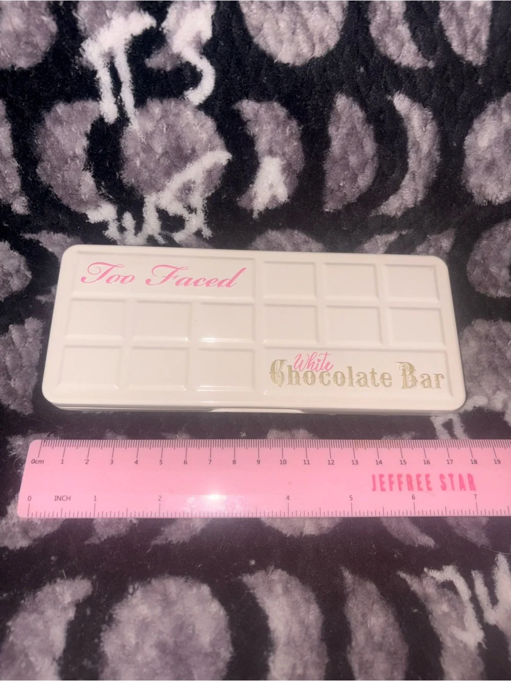 Discontinued Too Faced White Chocolate Bar palette